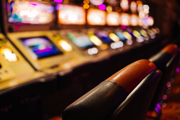 hari jp platform interface showing football markets, live-dealer tables, and slot games